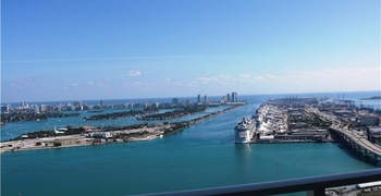 900 Biscayne Bay 8