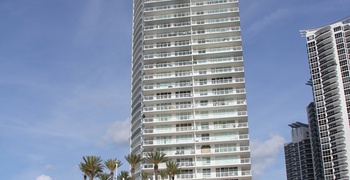 Icon South Beach 8