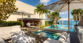 Ocean House luxury condo residences in South Beach 1