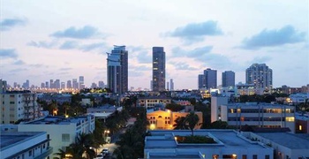 321 Ocean Drive Photos 4