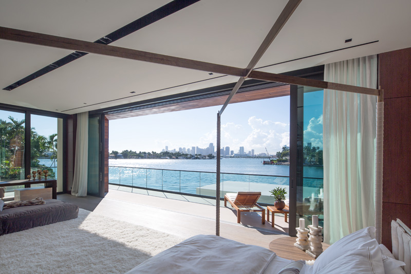 Buyer of $22M Venetians mansion revealed as WhatsApp investor